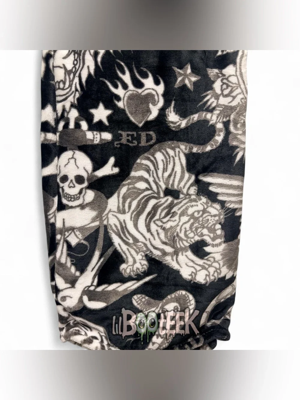 Ed Hardy Black & White Flash Tattoo Print Plush Oversized Throw Blanket